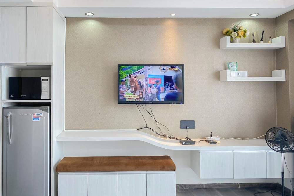 Good Choice And Cozy Studio At Ambassade Kuningan Apartment