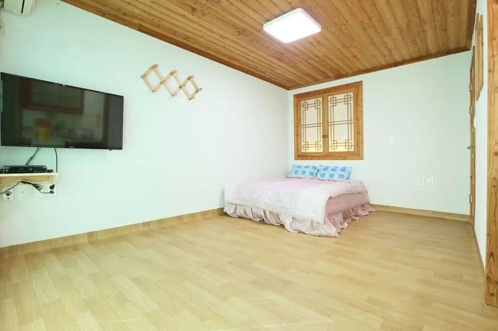 Sane Deule Pension