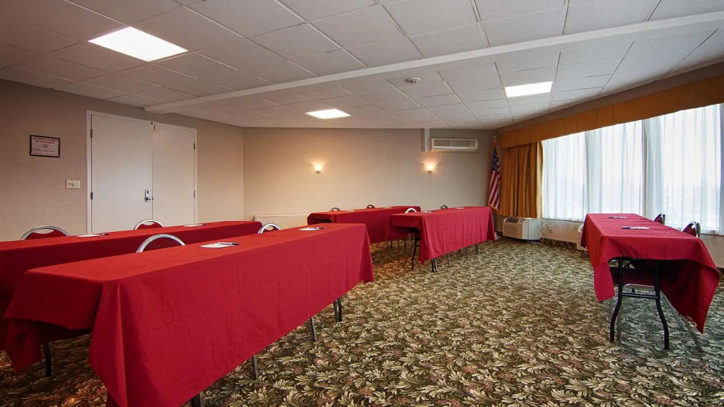SureStay Plus Hotel by Best Western Syracuse Airport