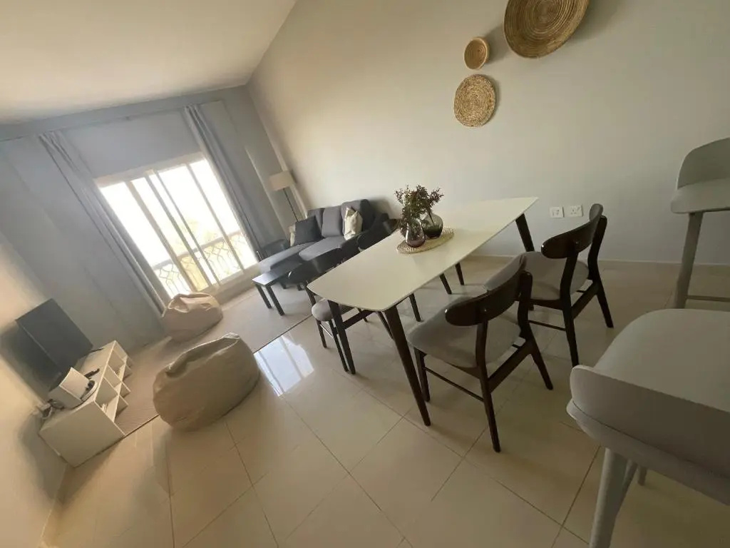 Lovely 1 bedroom holiday home on the beach