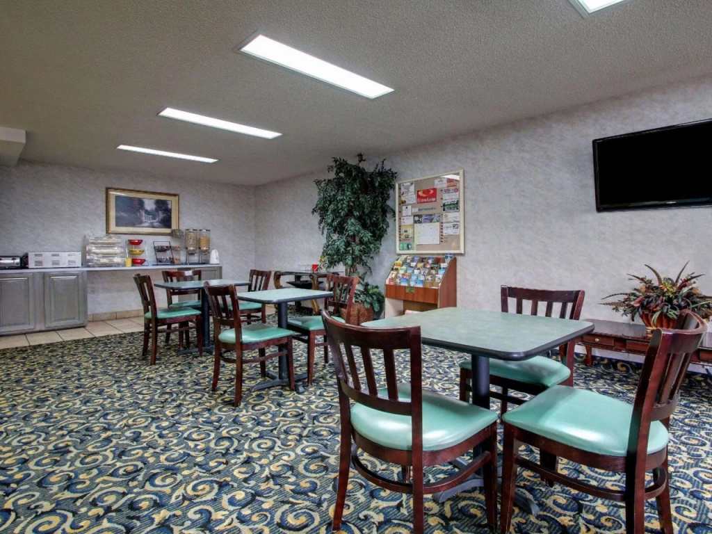 Magnolia Inn Townhouse Hattiesburg MS I-59