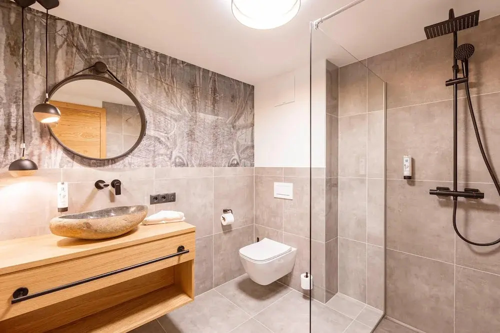 Fiss Suites by ALPS RESORTS