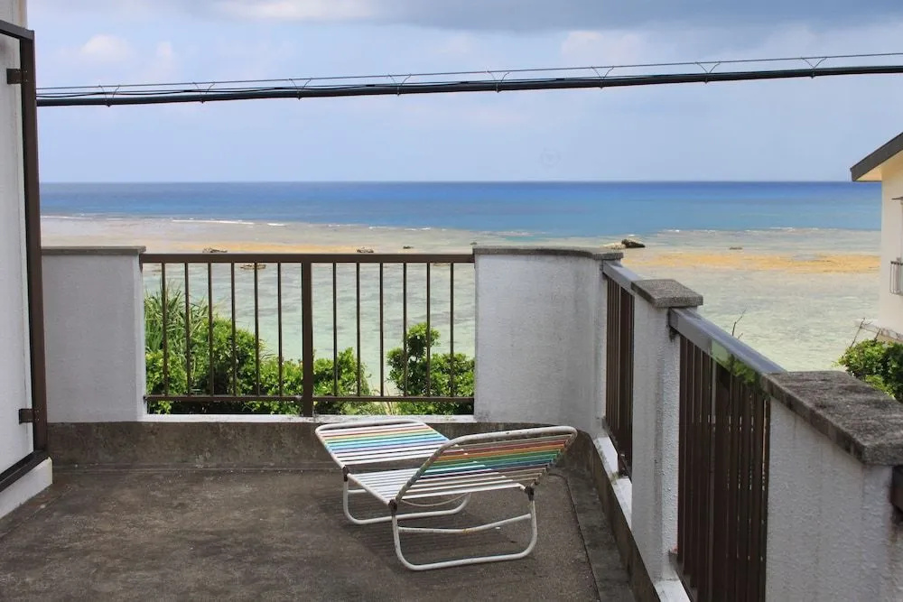 Guesthouse Amami Long Beach