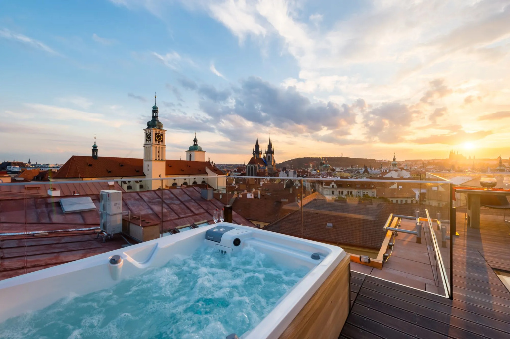 Billionaires Boutique Residence & Premium Suites, Old Town