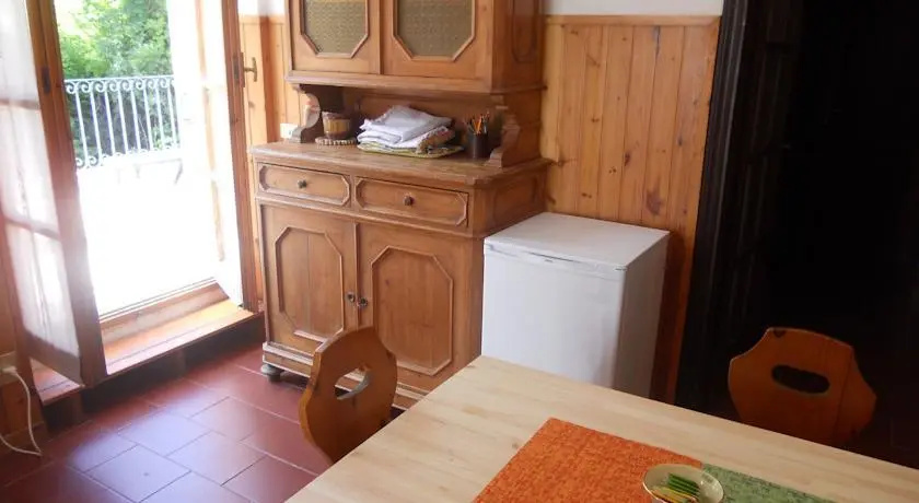 Il Vecchio Mandorlo