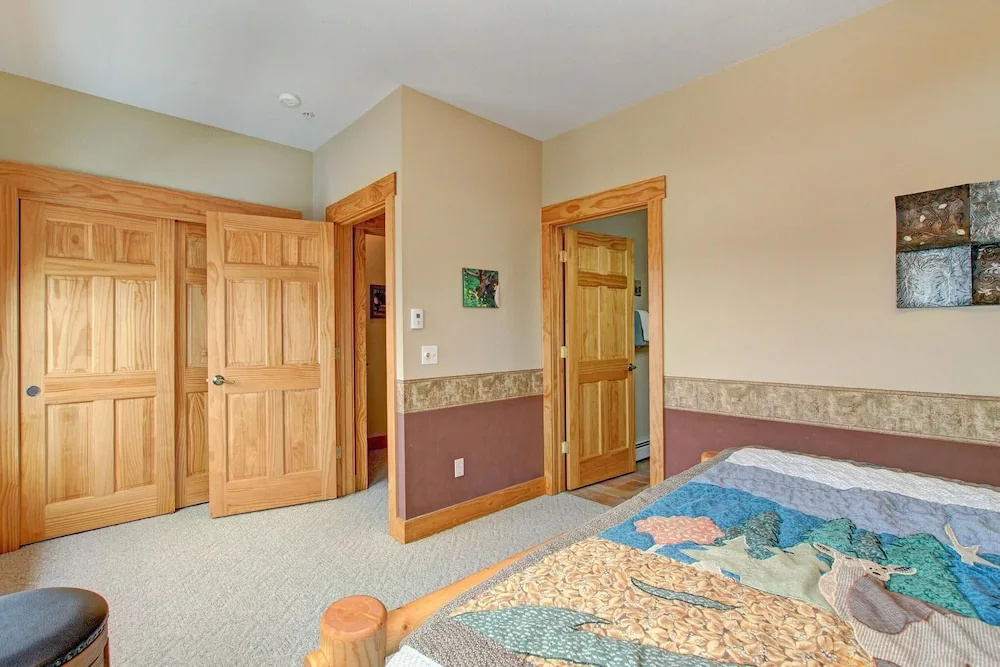 Mount Richthofen S3 3 Bedroom Condo