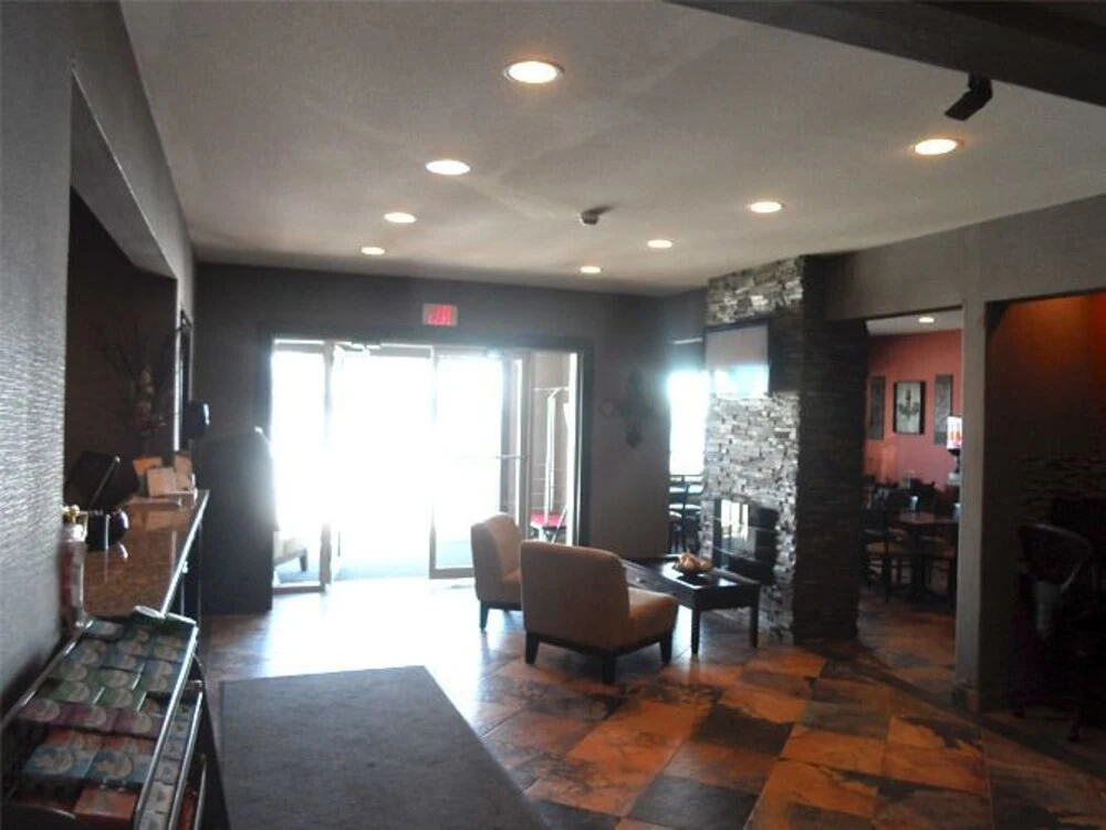 Redvers Western Star Inn & Suites