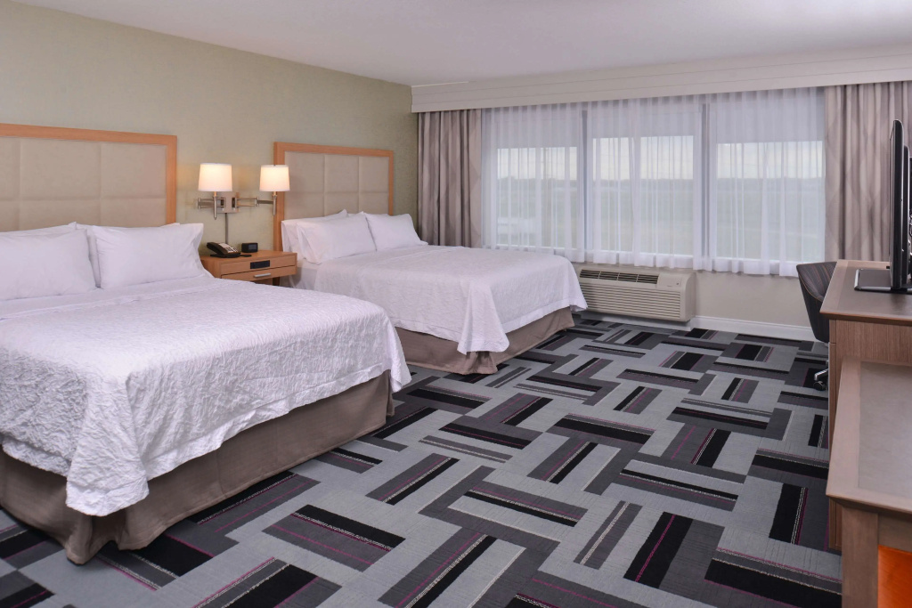 Hampton Inn and Suites Ames, IA