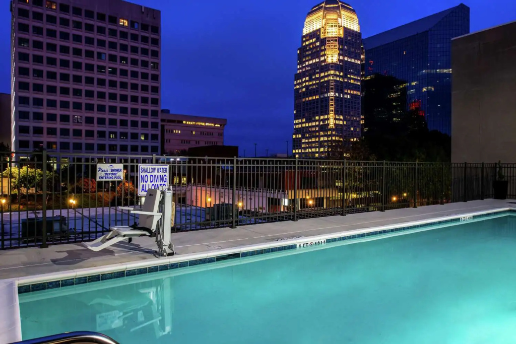 Hampton Inn & Suites Winston-Salem Downtown