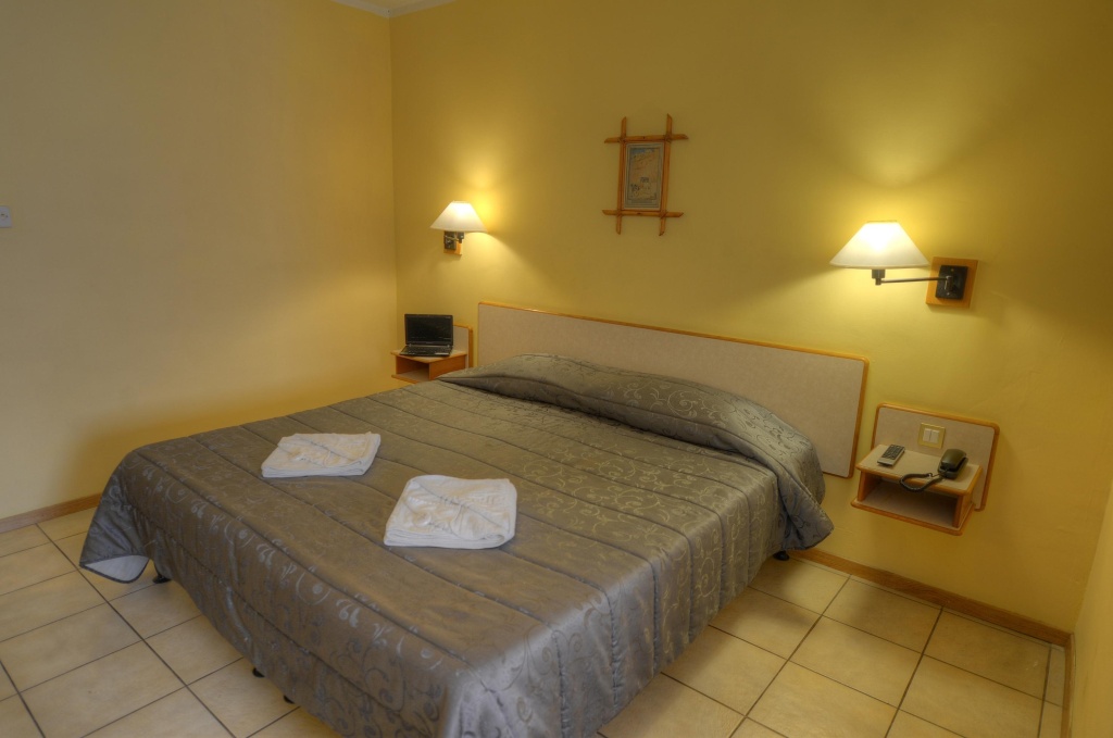 Sliema Chalet Hotel