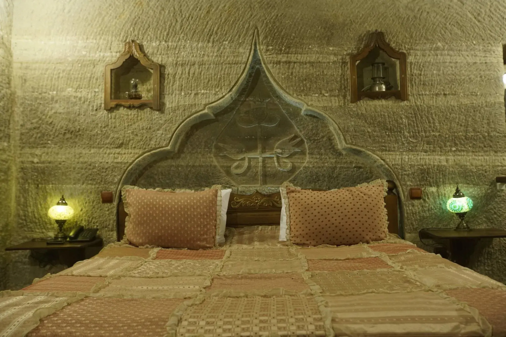 Chelebi Cave House