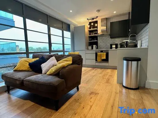 Modern & Stylish 1 Bedroom Flat