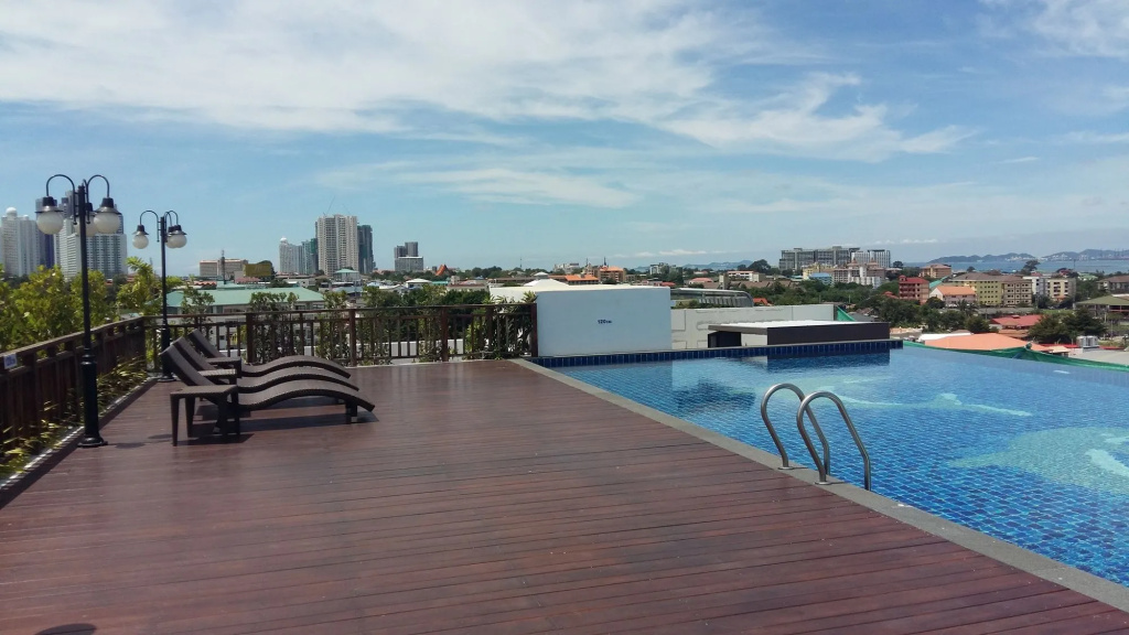 Vareena palace hotel