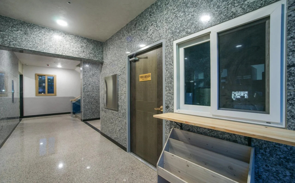 Hotel The Grang Jungmun