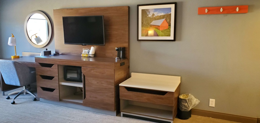 Hampton Inn - Hillsville
