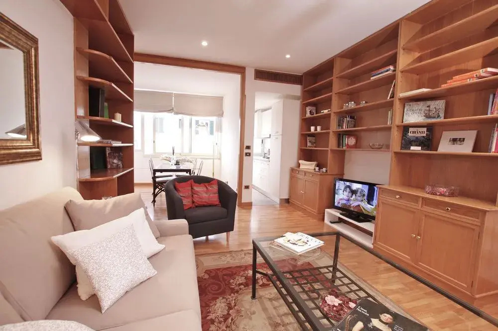 Sleep in Italy - SpanishSteps Apartments