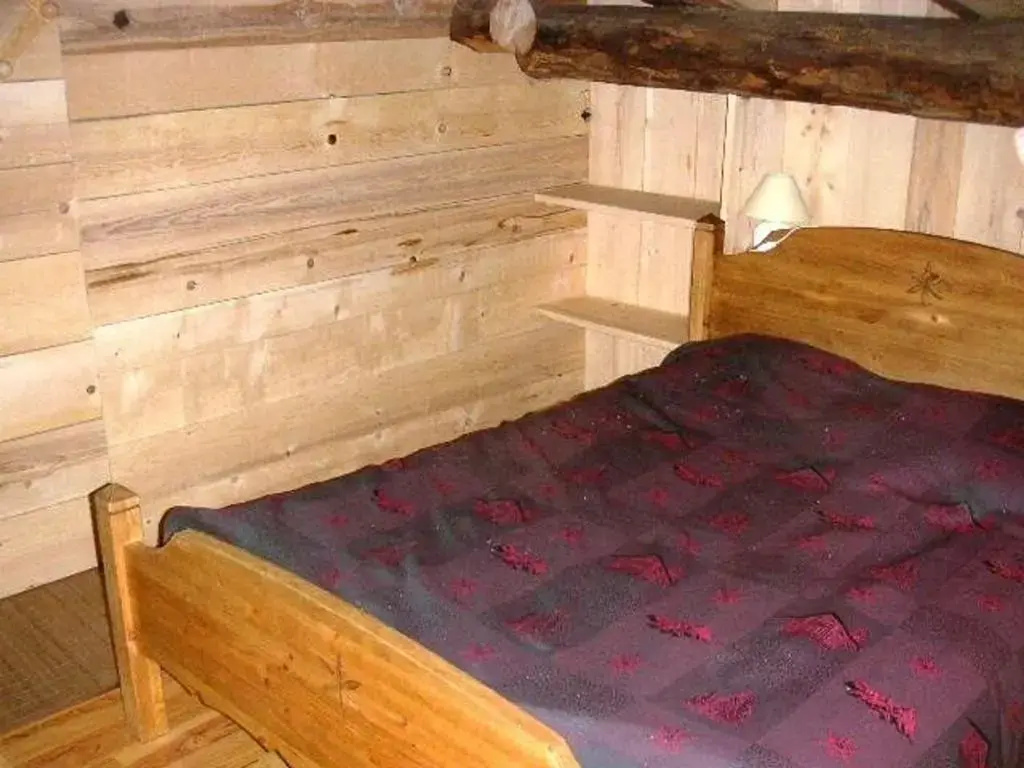 Chalet Arêches-Beaufort, 4 Pièces, 8 Personnes - Fr-1-342-205