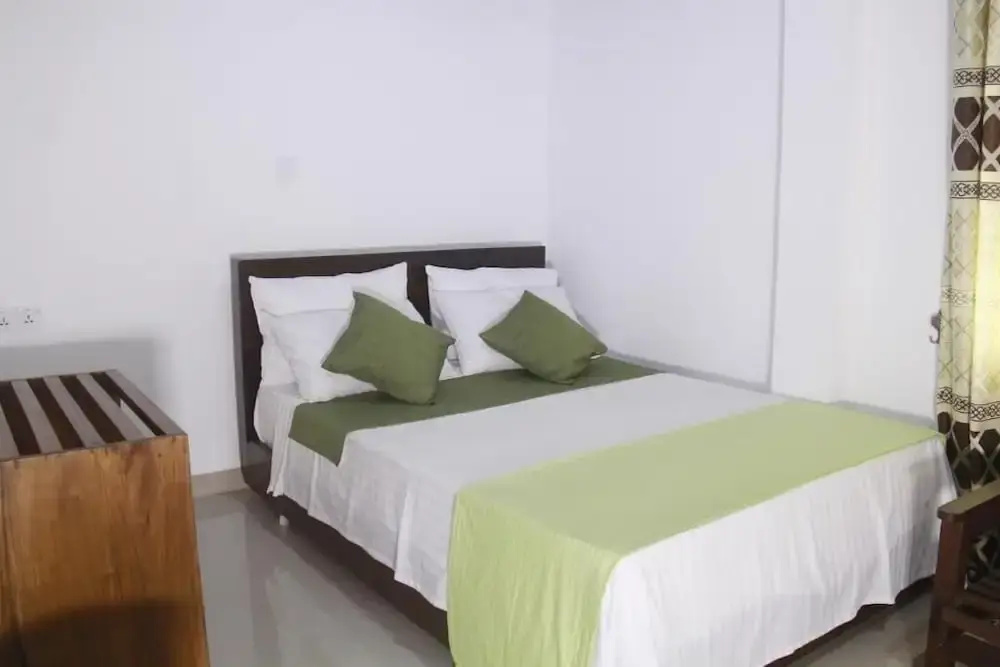 Punsisi Resort - Delhousie Adamspeak