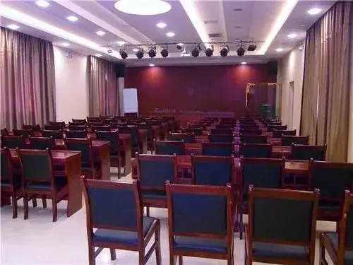 Xing Lun Hotel