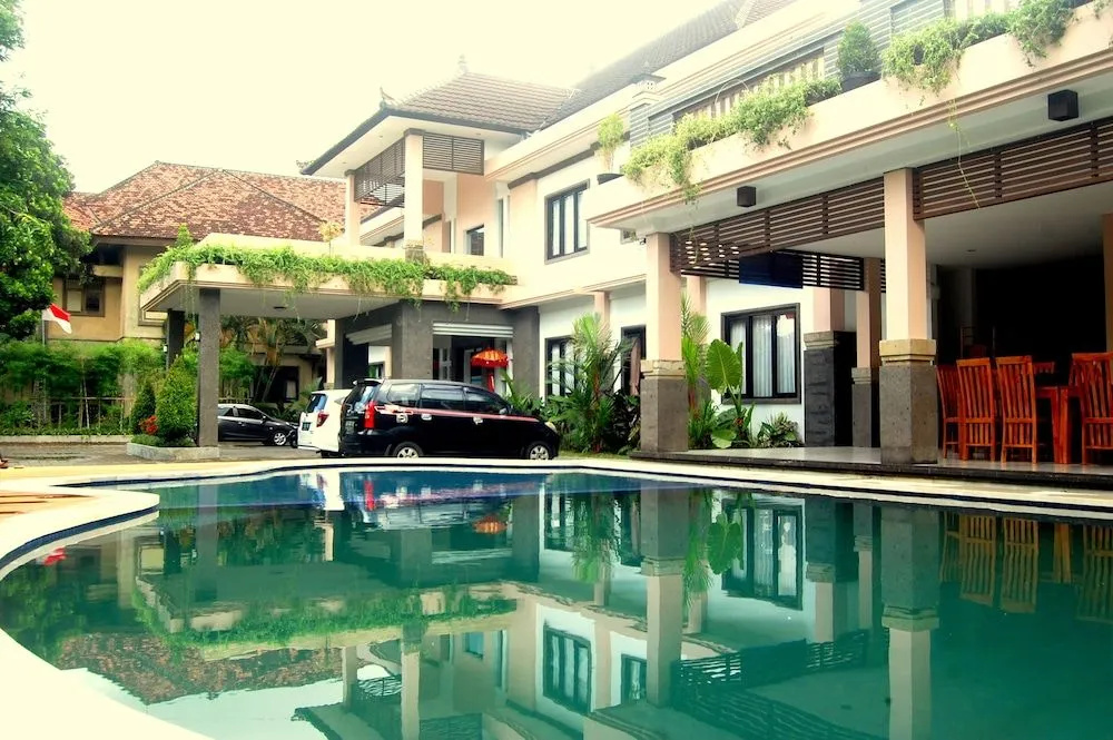 Hotel Dhyana Pura