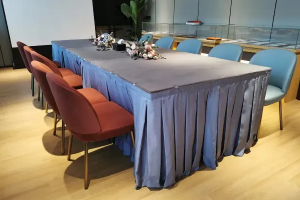 SKYBIRD Hotel (Shanghai International Resort - Chuansha Metro Station Store)