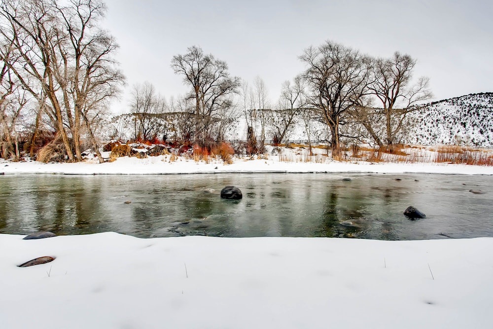 Fisherman's Paradise on Eagle River by RedAwning