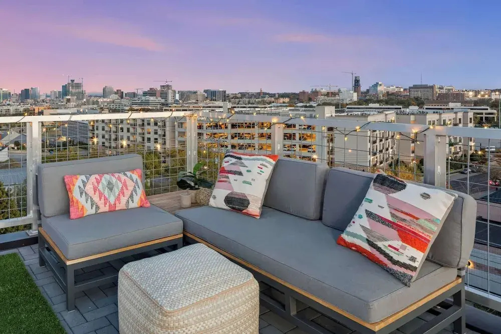 Luxury Retreat - Double Rooftop Deck Game Room