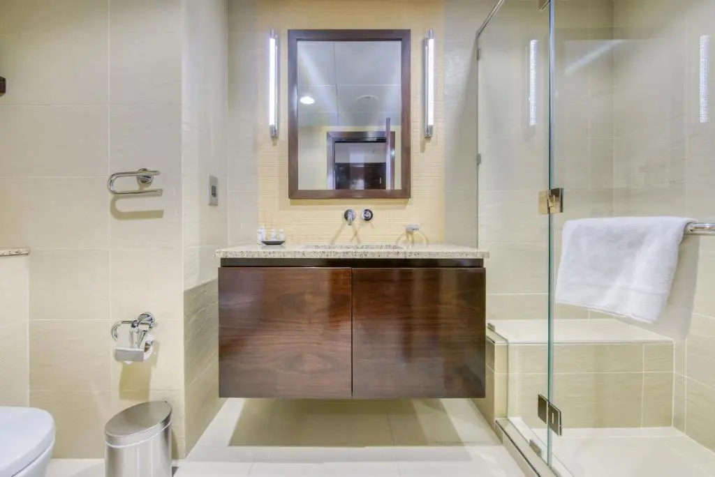 Maison Privee - Spacious Apt on Palm Jumeirah w Sea Views and Premium Facilities Access