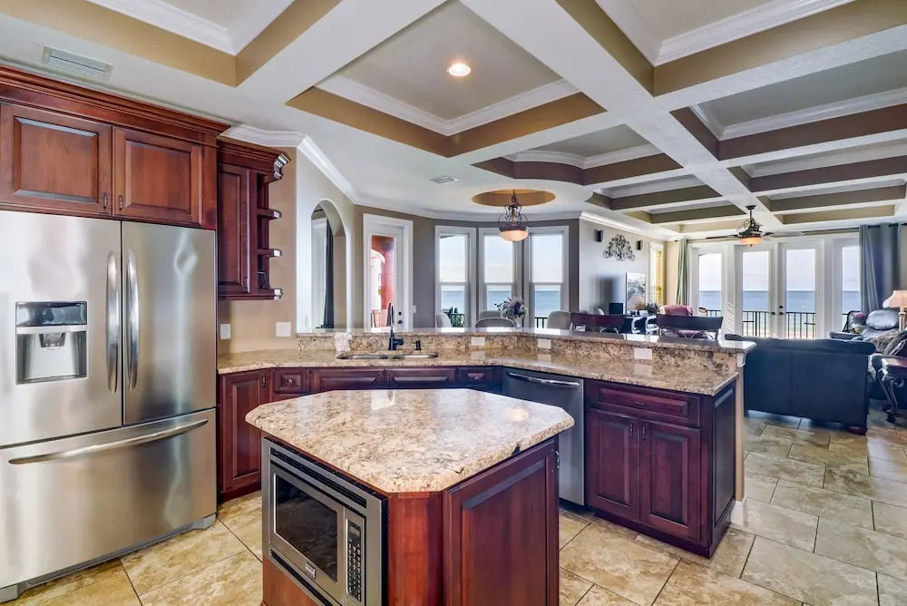Gulf-front W/ Pool & Direct Beach Access 4 Bedroom Home