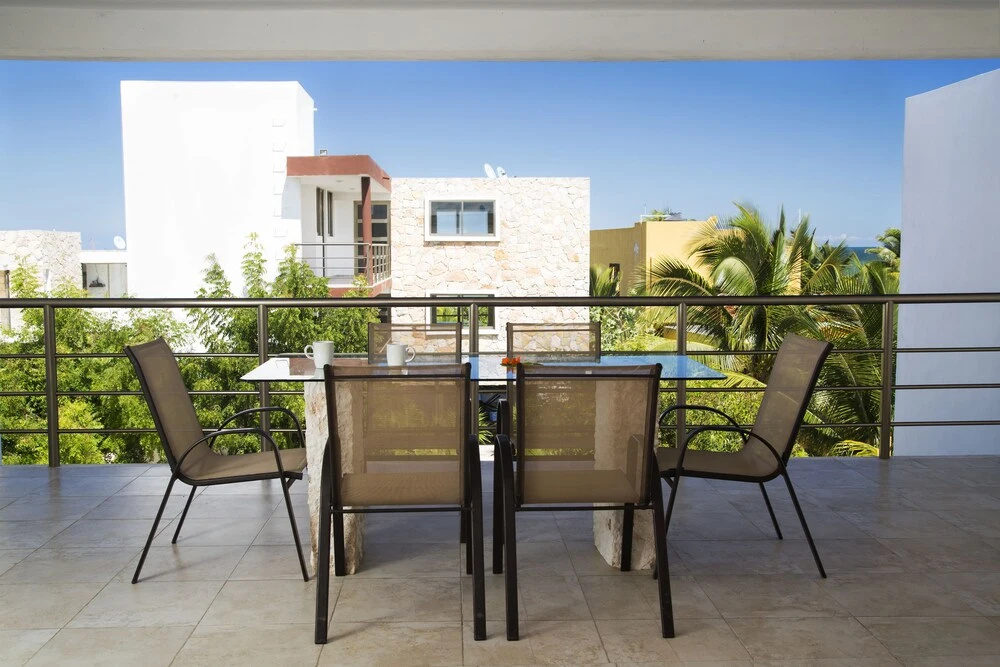 San Bruno TROPICAL Villa With POOL
