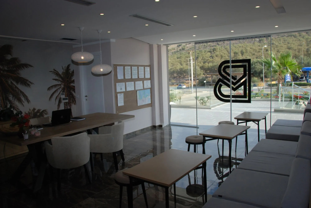 Bianco Hotel
