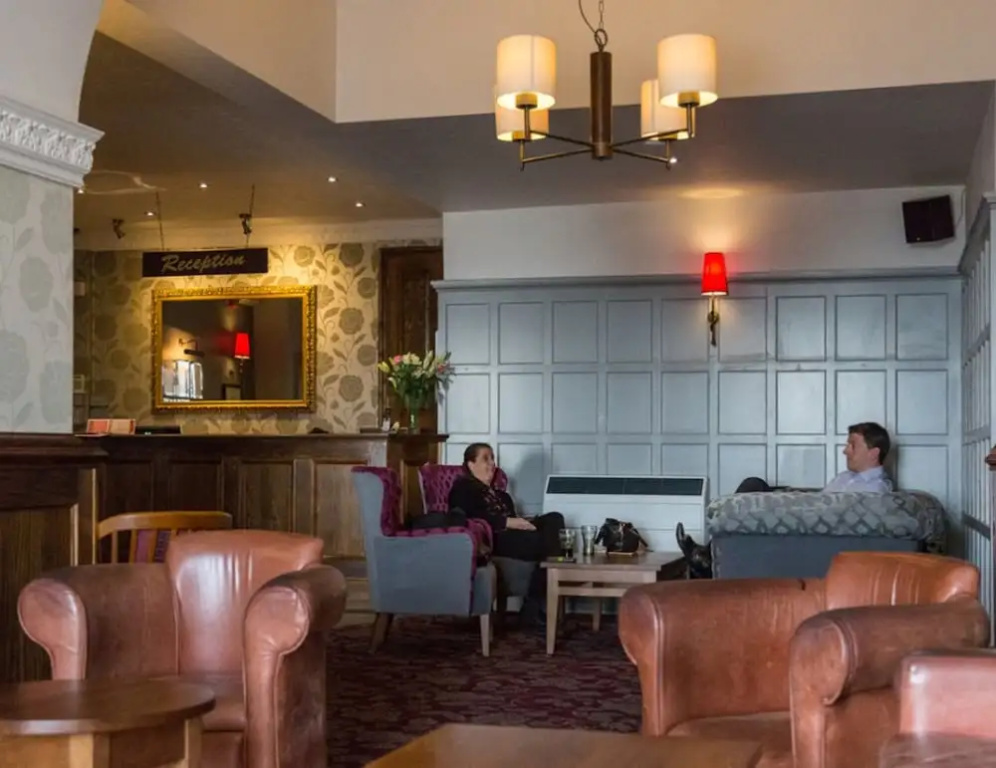 THE LORD NELSON HOTEL