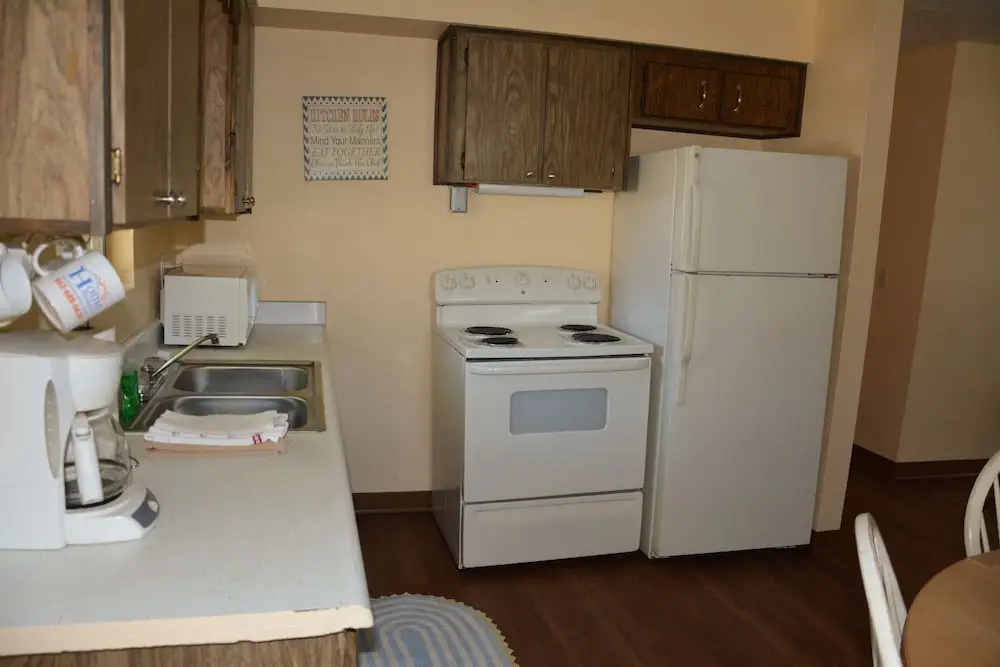 Camp Mack Lodge, Marina & RV Resort
