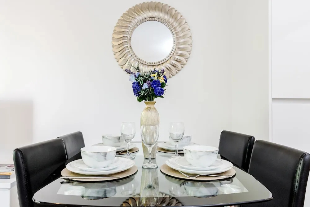 Stunning Ensuite 2 bedroom apartment