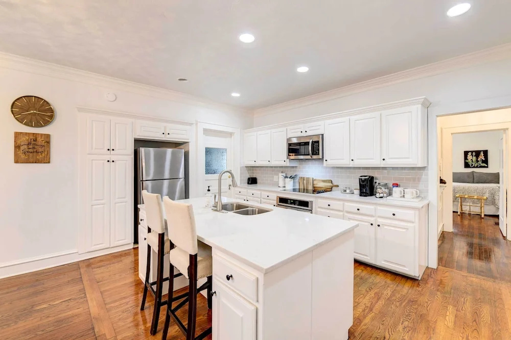 2 Mi to Dtwn: Waco Home w/ Shared Yard