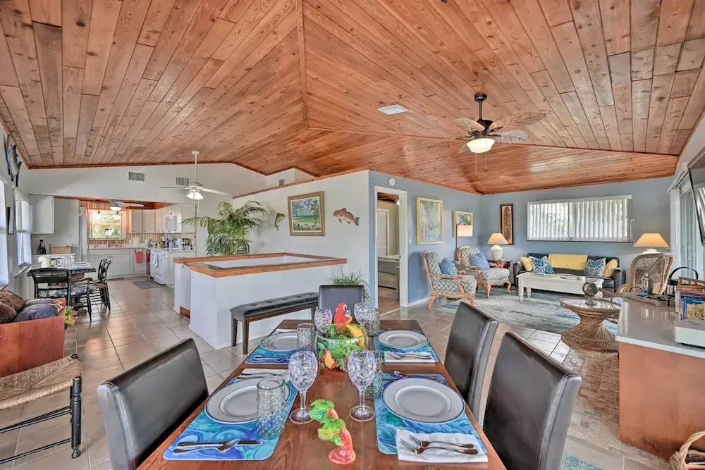 Everglades Getaway with Deck and Water Views