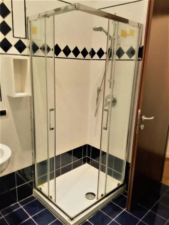 Pantheon 2 bedroom up 5 persons