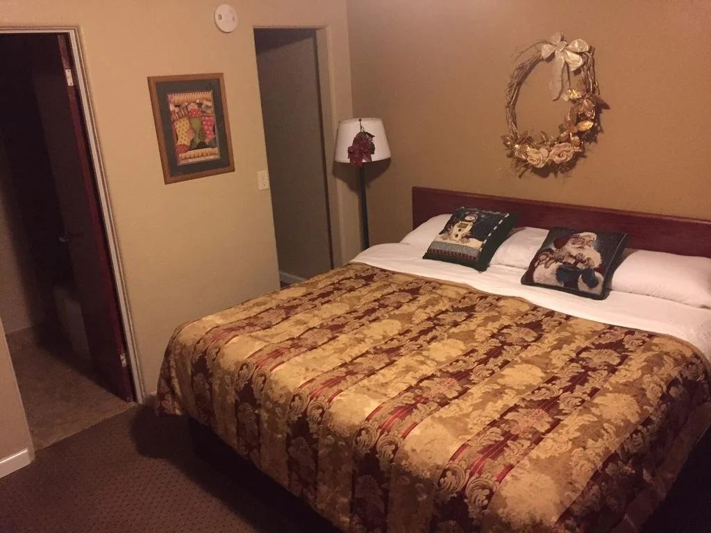 Highland Court Motel