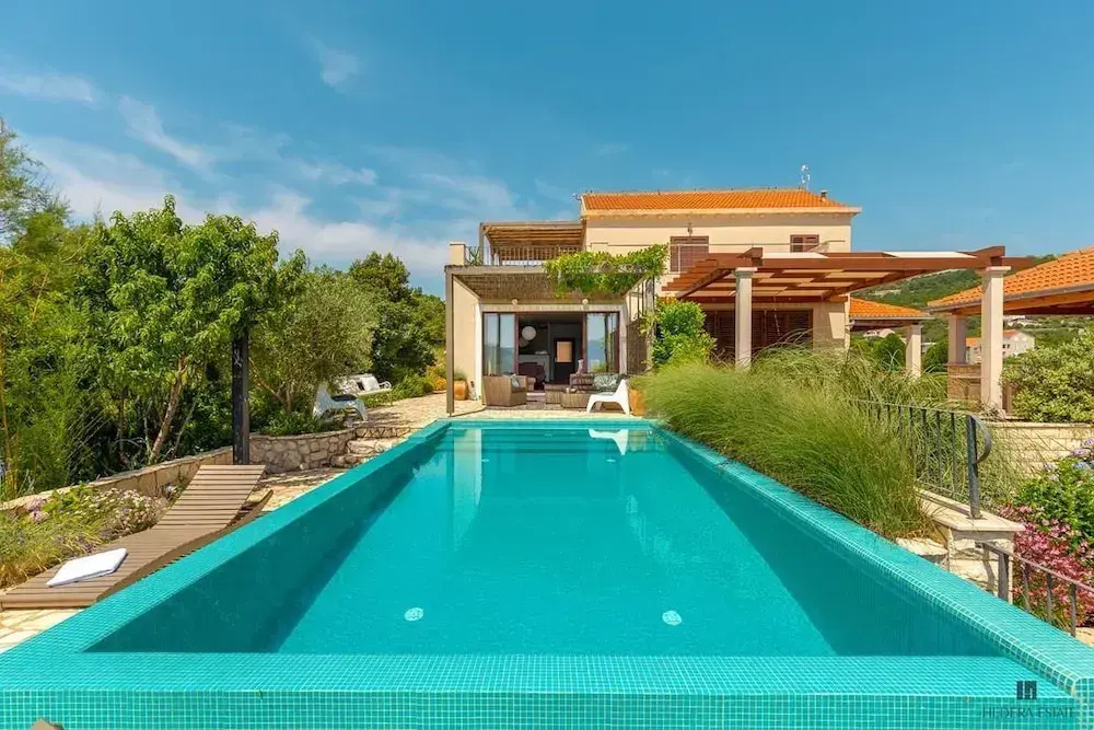 Hedera Estate, House Hedera