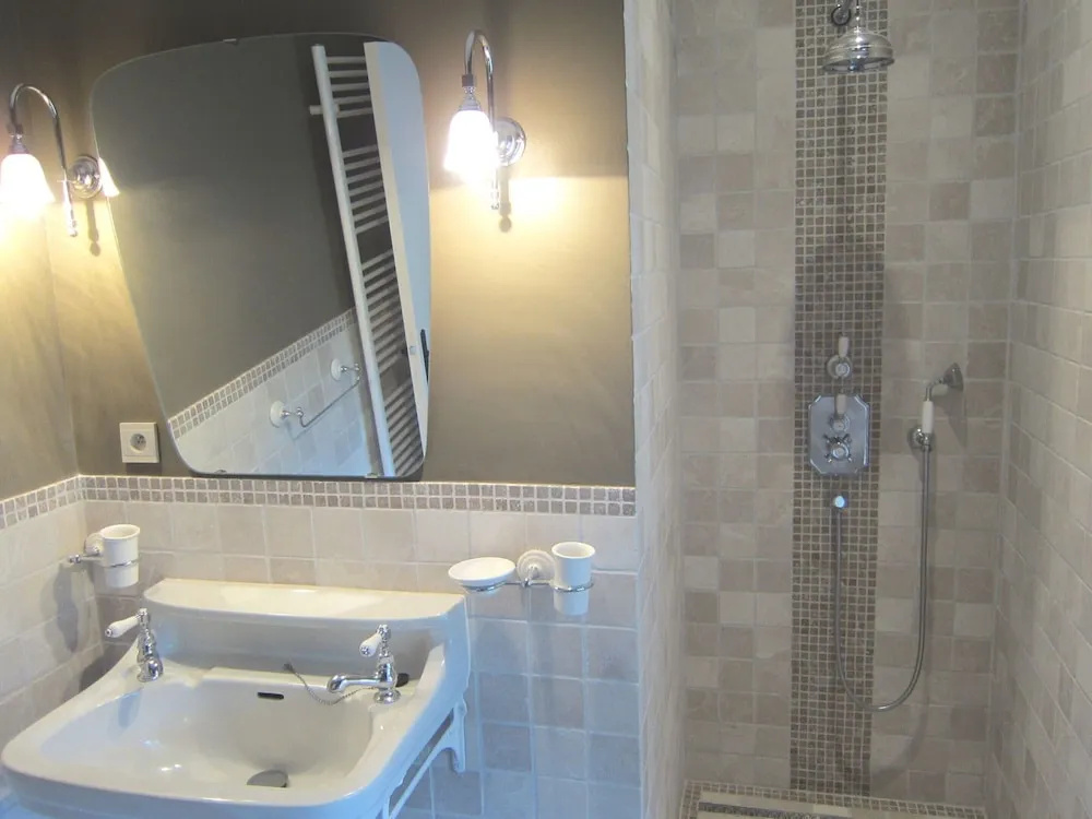 Wonderful Loft near Bastogne in Castle of Xviith History