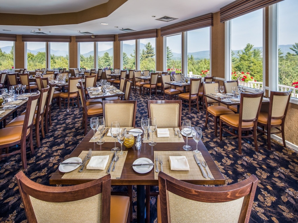 White Mountain Hotel and Resort
