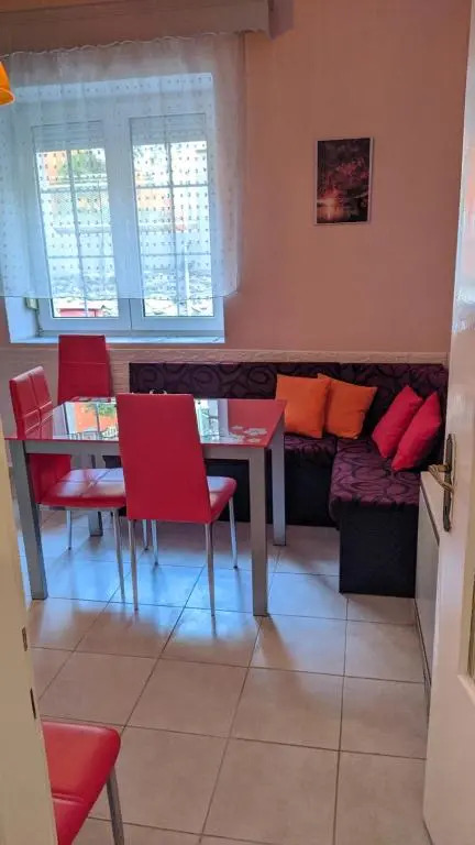 Nikol & Stella's House