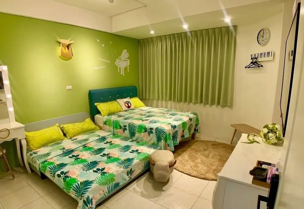 music story house