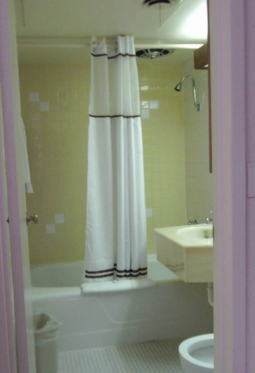 5th Avenue Inn & Suites