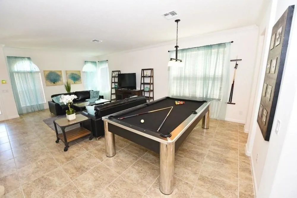 427 Watersong House 6 Bedroom by Florida Star