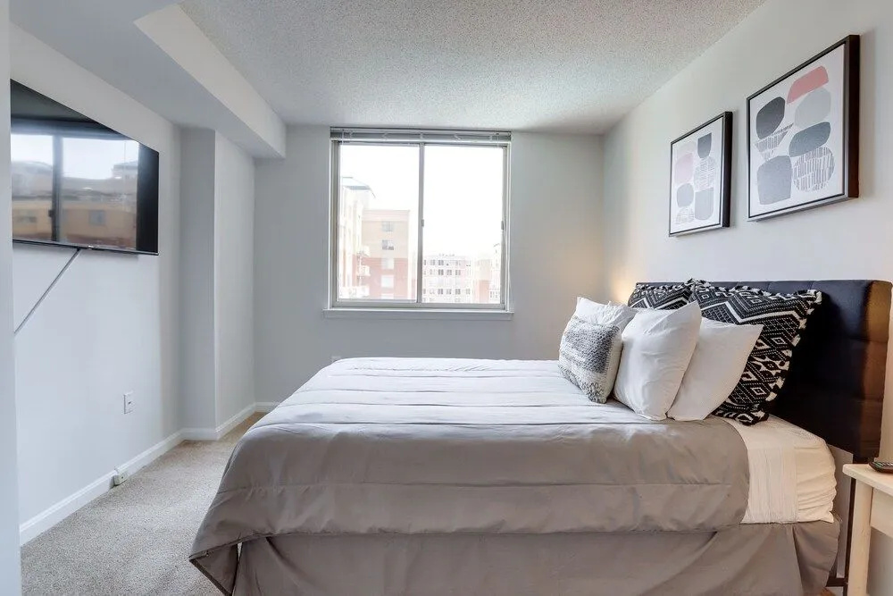 Fantastic Business Condo at Ballston