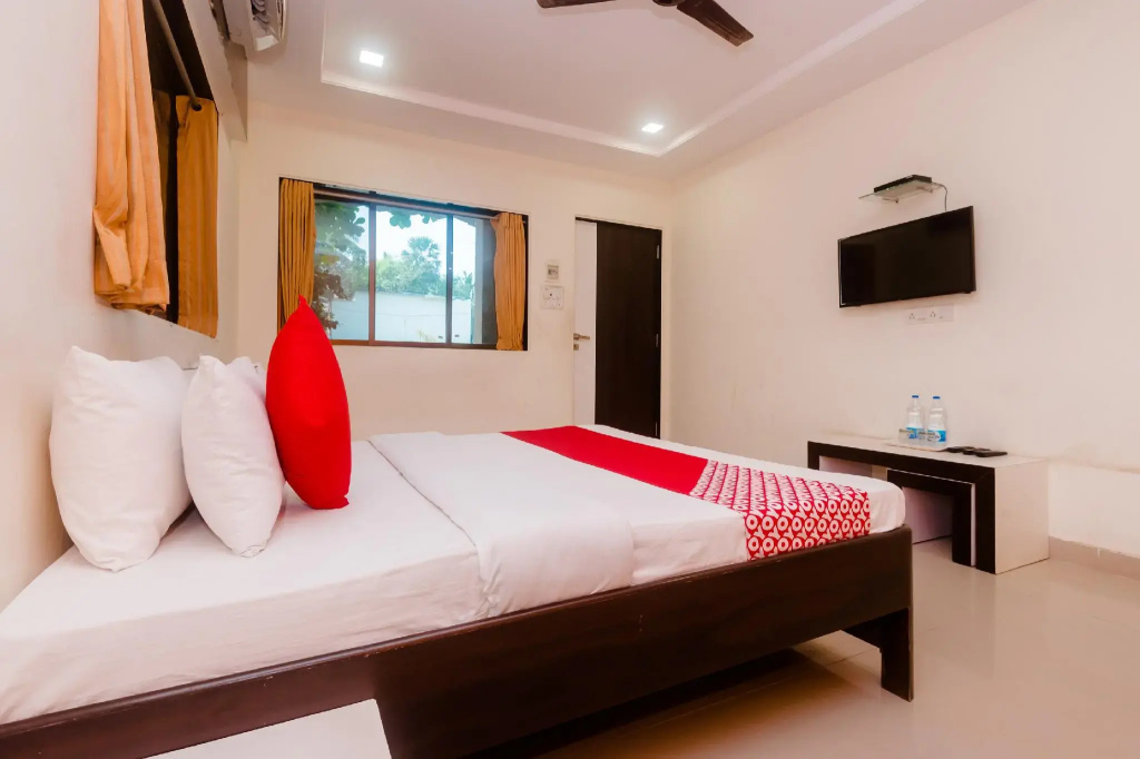 OYO 12693 Manori Resort