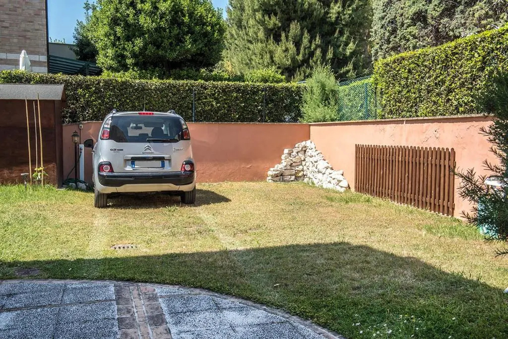 N11 - Numana, nuovo bilocale con giardino