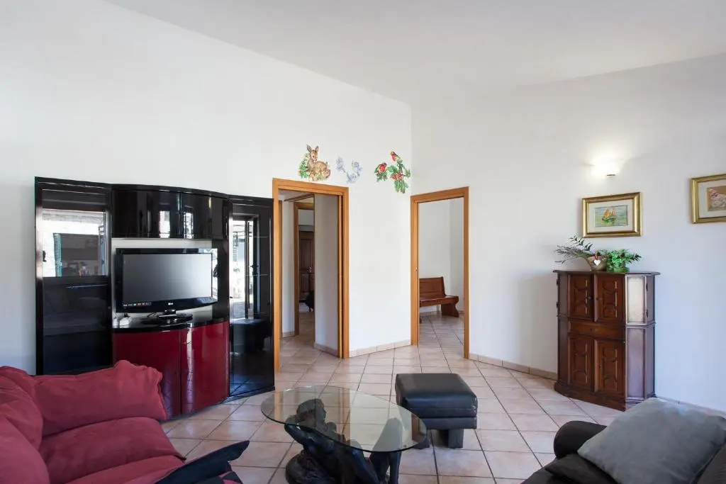 Trullo salentino con 2 camere letto e piscina m540