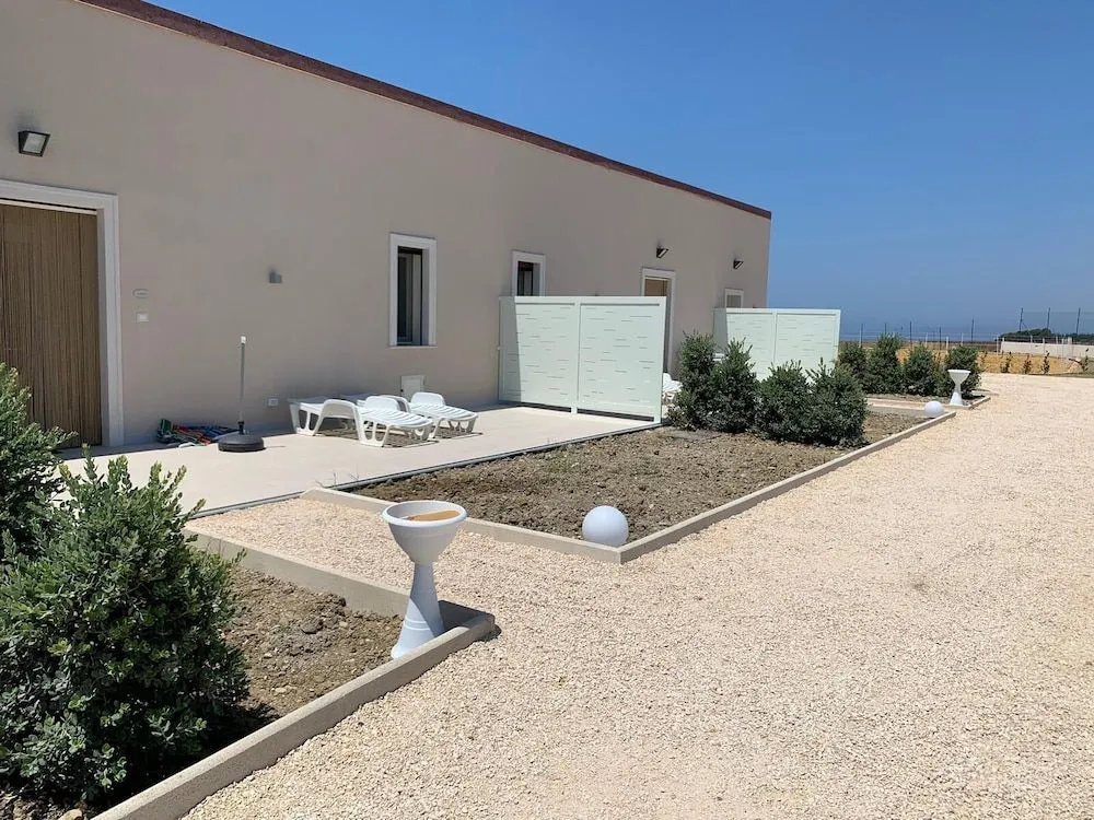 B&B L'EDEN DI CAPO BIANCO